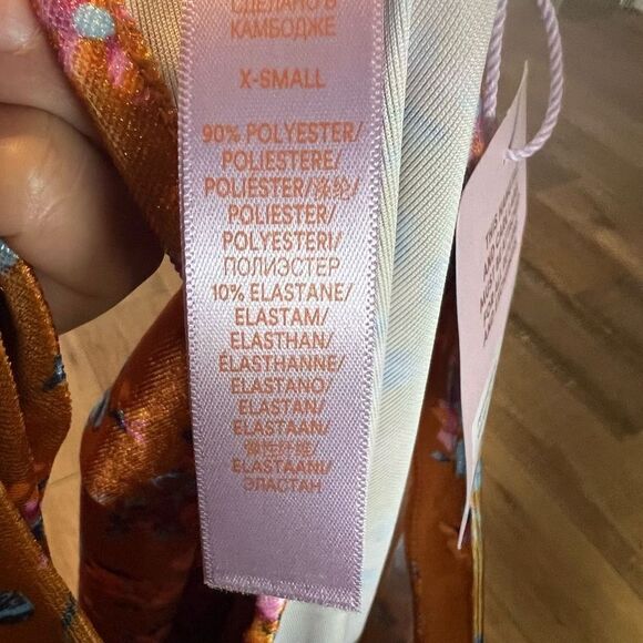 SAVAGE X FENTY
Womens Psychedelic Velvet Sleep Short and top size xs - Picture 6 of 9